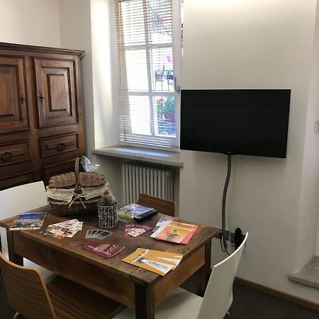 Aymon De Challant Appartement Аоста Экстерьер фото